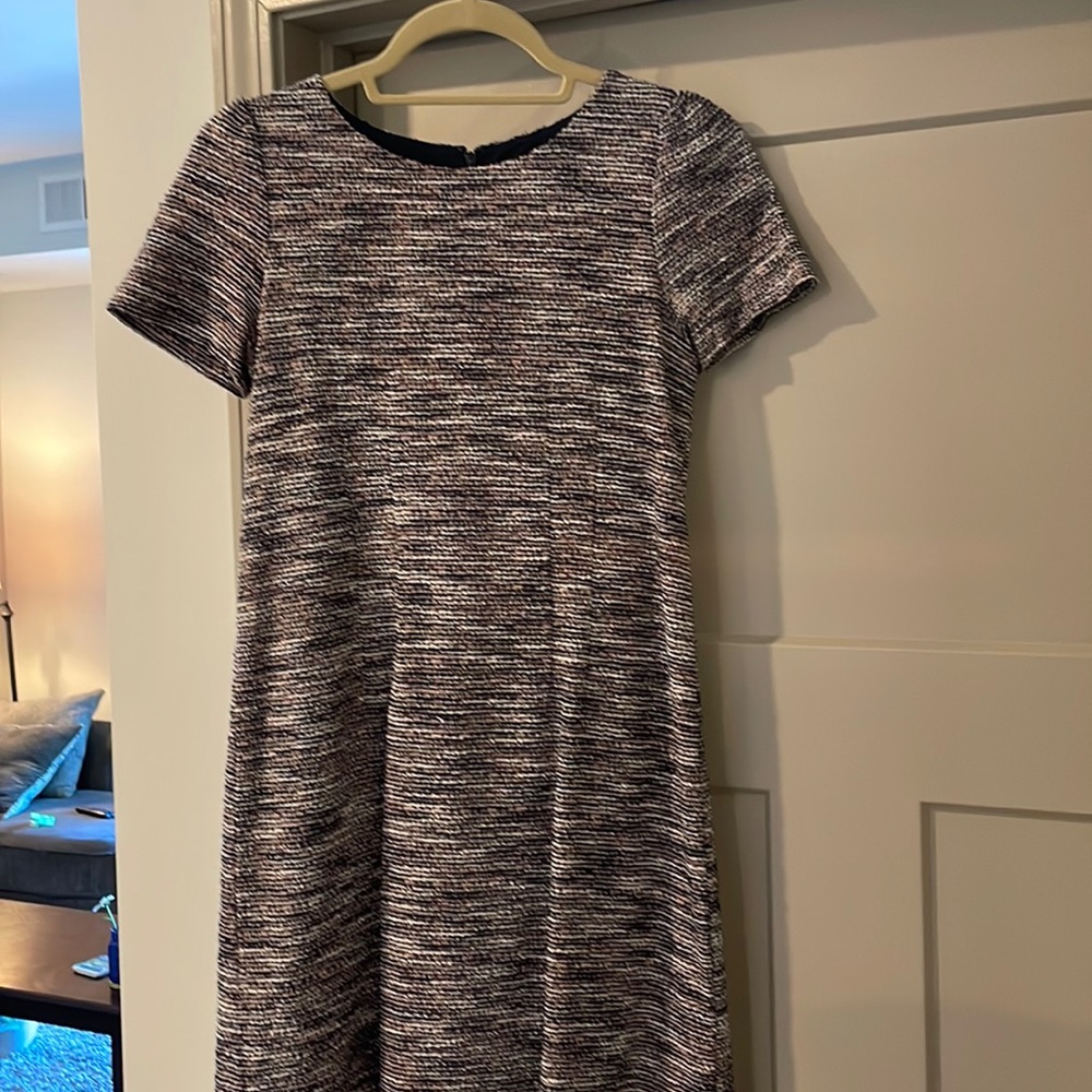 Mimi-colored knot dress